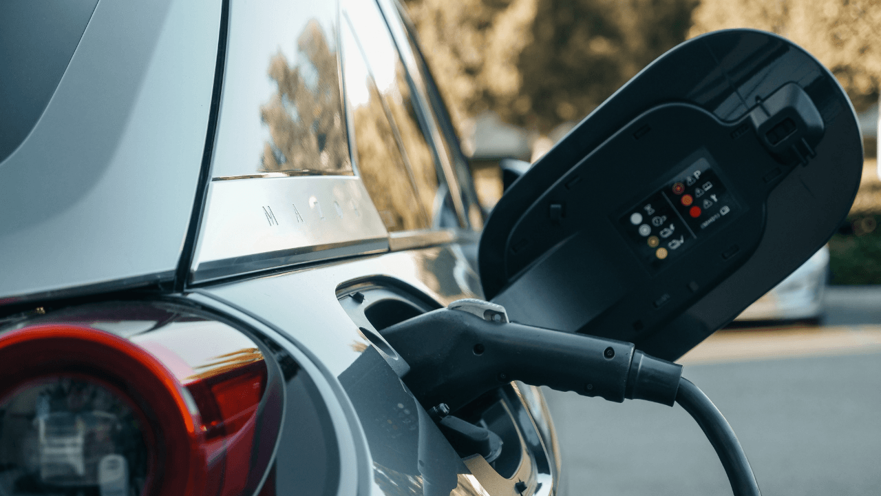Titel: E-Autos im Vorteil: Warum sich der Umstieg jetzt lohnt