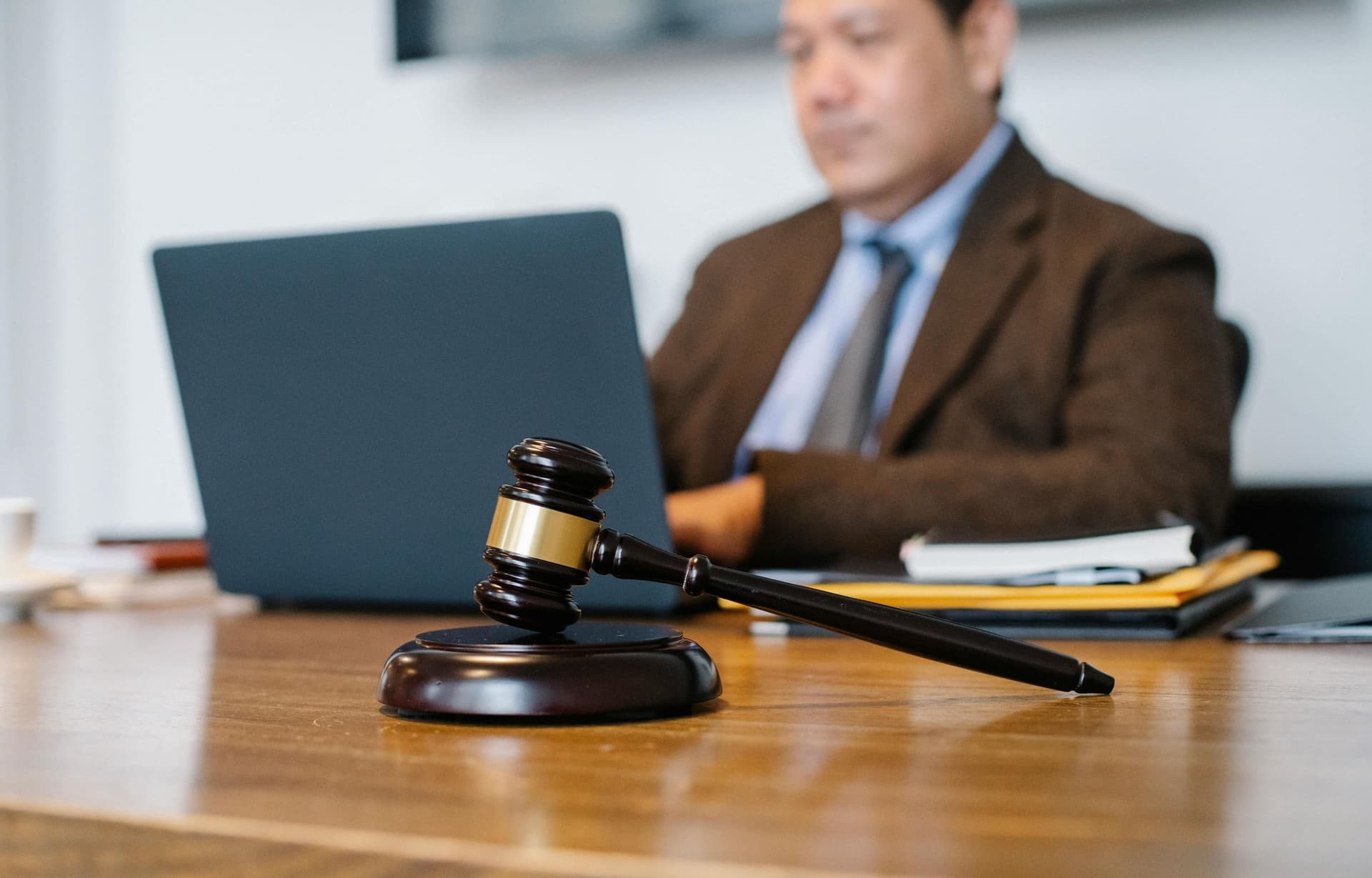 Is it a crime if the buyer doesn’t deregister or re-register my car?